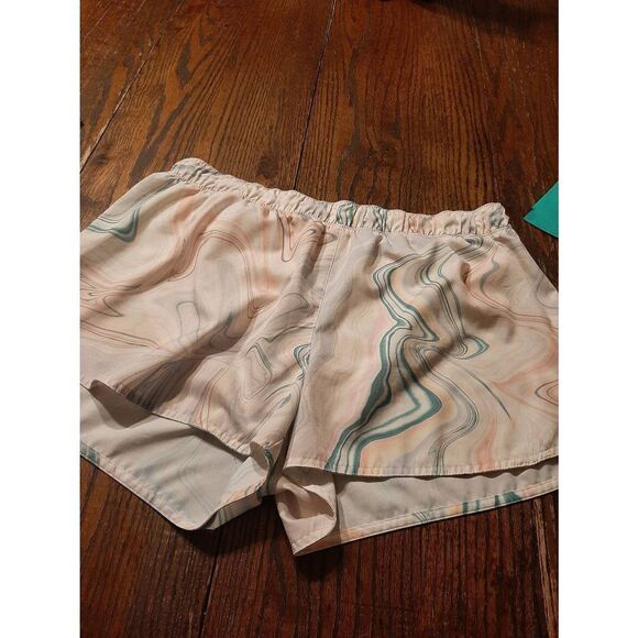 Large Old Navy Stretchtech Dry Quick Dolphin Hem Athletic Casual Running Shorts - Picture 1 of 5
